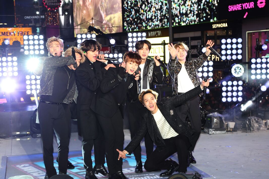 BTS Premium Contents / DVD